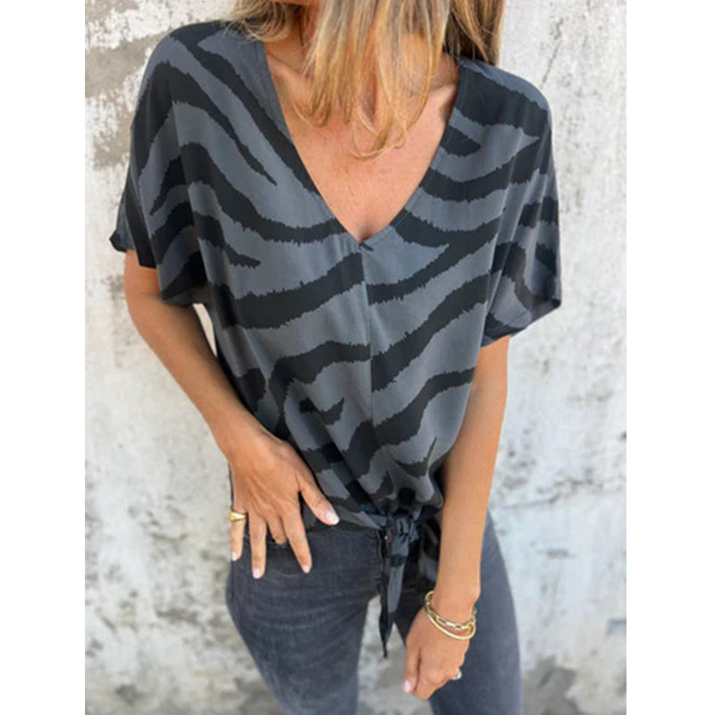V-neck T-shirt with a front tie in zebra print